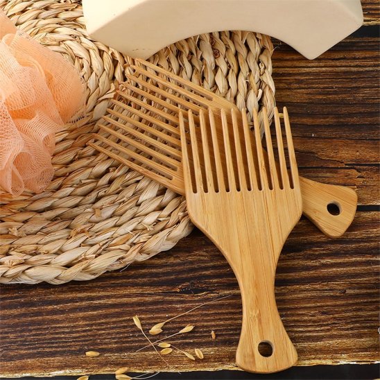 Peigne-afro-dents-larges-bois-naturel-volume-cheveux-epais-coiffage-efficace