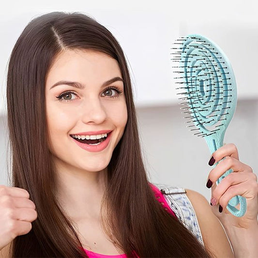 Brosse-à-cheveux-bleue-ventilee-demelante-coiffure-femme-style-pratique-quotidien