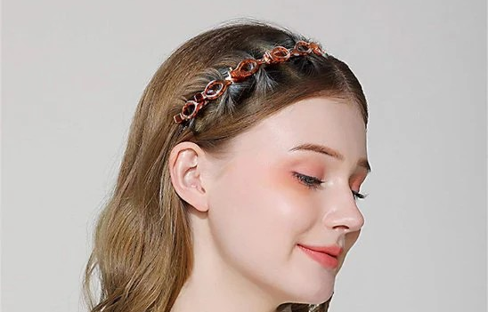 Serre tete orange doré chic femme look lumineux bandeau cheveux