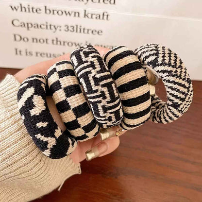 ELASTIQUE POUR CHEVEUX| CARREAUX NOIR ET BLANC