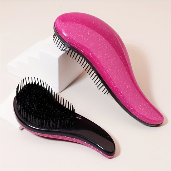Brosse-à-cheveux-demelante-poils-souples-format-compact-soin-quotidien-chevelure-longue