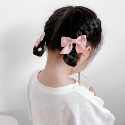 Pince-à-cheveux-noeud-rose-enfant-coiffure-buns-style-doux-adorable