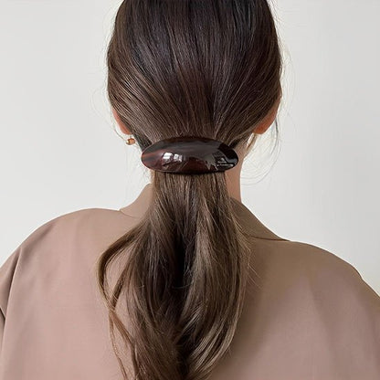 barrette-à-cheveux-femme-couleur-the-maintient-queue-basse-style-elegant-et-naturel