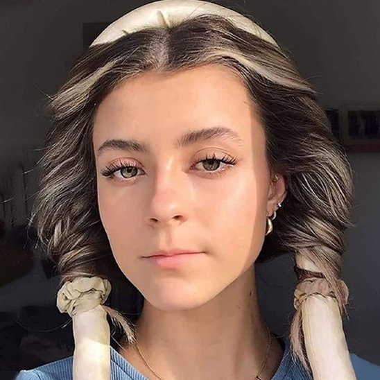 bigoudis-ruban-sans-chaleur-boucles-naturelles-coiffage-facile-nuit-maison