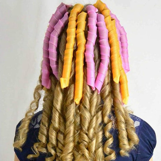 bigoudis-spirale-rose-jaune-boucles-sans-chaleur-cheveux-blonds-coiffage-facile