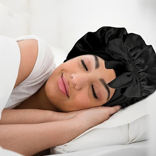 bonnet-en-satin-cheveux-noir-noeud-protegeant-cheveux-nuit-douceur-confort-repos-soin-femme