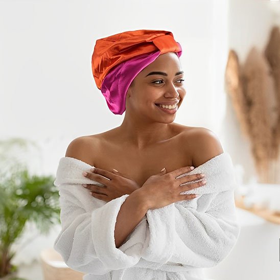 bonnet-en-satin-orange-rose-soyeux-style-chic-protection-cheveux-nuit