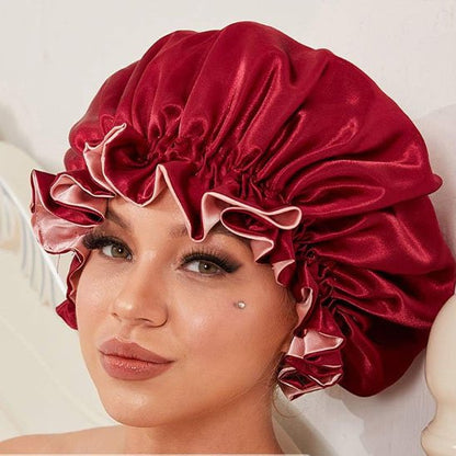 bonnet-en-satin-rouge-volumineux-bord-rose-protection-cheveux-nuit-eclatante