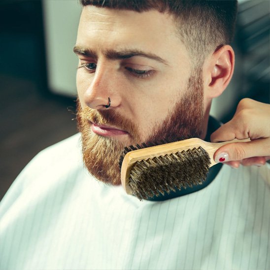 brosse-à-cheveux-poil-de-sanglier-brosse-a-barbe-soin-homme-style-precision-coiffage