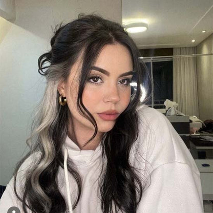 extension-clip-cheveux-blond-sur-la-base-noir-volume-coiffure-femme-style-longueur-mode-doux
