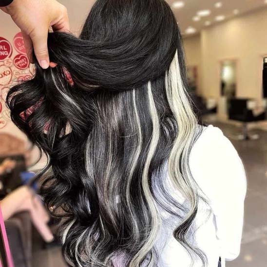 extension-clip-cheveux-blond-volume-coiffure-femme-style-longueur-mode-doux