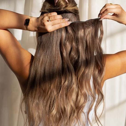 extension-clip-cheveux-brun-ondule-assortiment-parfait-volume-naturel-finition-elegante