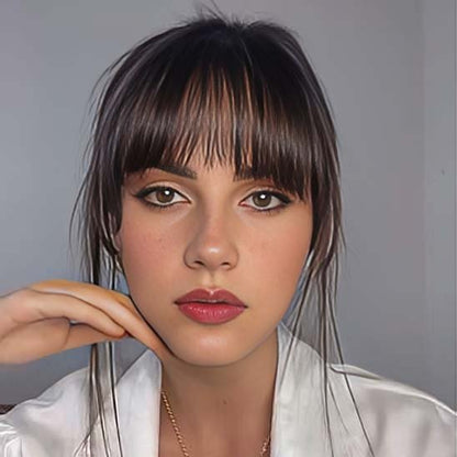 extension-clip-cheveux-frange-brune-lisse-style-naturel-femme-interieur-coiffure