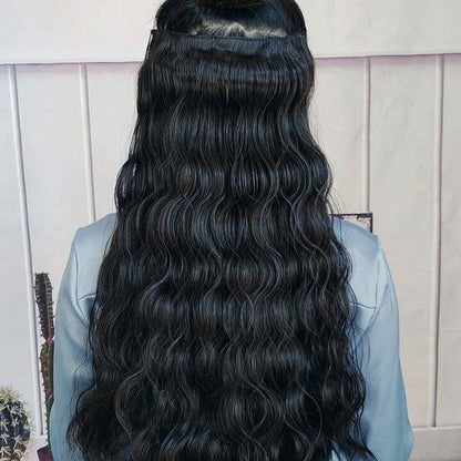 extension-clip-cheveux-ondules-noir-longueur-volume-naturel-finition-realiste-style-salon