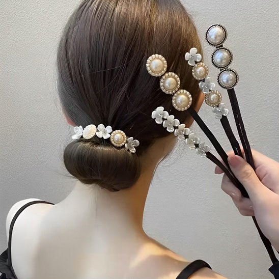épingle-à-cheveux-fleur-perlee-chignon-elegant-style-femme-coiffure-raffinee-naturelle