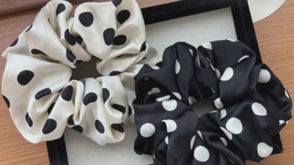 Chouchou pour les cheveux | Satin à pois