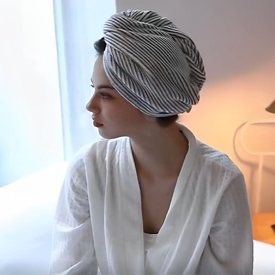serviette-cheveux-rayee-turban-absorbant-sechage-rapide-confort-maison-rituel-soin-capillaire