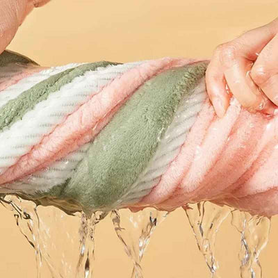 Serviette ultra absorbante cheveux bouton pression mains libres
